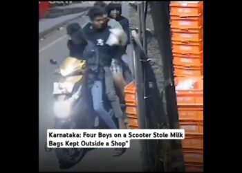 Four Boys Steal Milk Bags Left Outside Shop in Karnataka While Riding a Scooter
