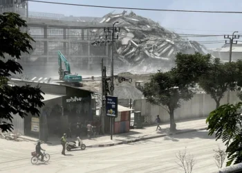 Massive 7.7-Magnitude Earthquake Strikes Myanmar, Shakes Bangkok