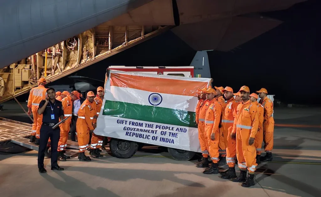 India Steps Up as First Responder: 15-Tonne Aid Arrives in Quake-Hit Myanmar