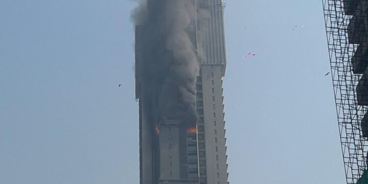 Fire Erupts on 42nd Floor of Salsette 27 Tower in Mumbai’s Byculla, No Casualties Reported