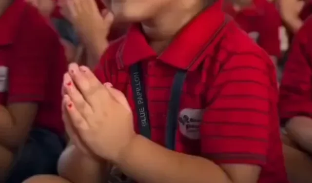 Young Girl’s Soulful Rendition of ‘Itni Shakti Humein Dena Data’ Wins Hearts Online 2025