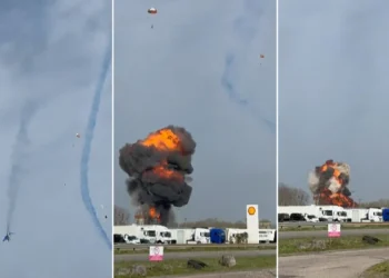 Two Patrouille de France Alpha Jets Collide Mid-Air During Rehearsal, Pilots Eject Safely 2025