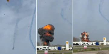 Two Patrouille de France Alpha Jets Collide Mid-Air During Rehearsal, Pilots Eject Safely 2025