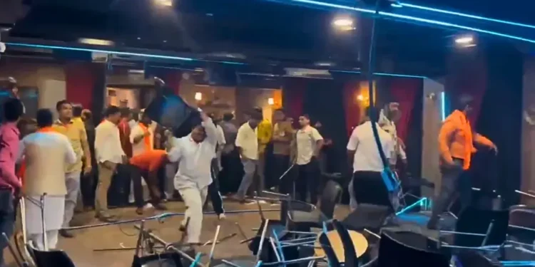 Shiv Sena Workers Vandalize Mumbai Hotel