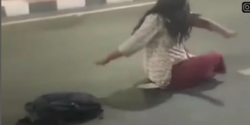 High-Voltage Drama in Lucknow: Woman Stages Protest Near Lohia Hospital