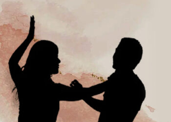 Viral Video of Woman Slapping Husband Sparks Outrage, Ignites Debate on Domestic Violence Against Men 2025