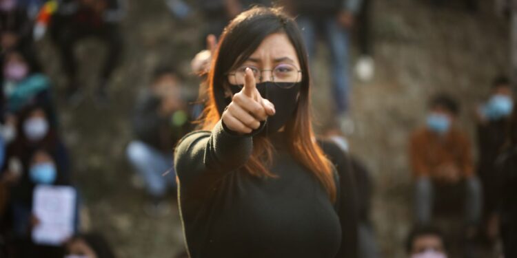 Street Showdown: Nepali Girls’ Heated Clash Goes Viral on Social Media 2025