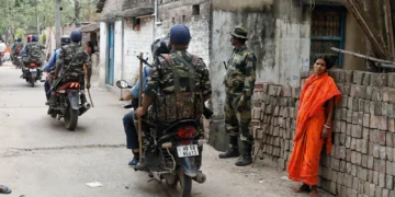 Prior to Murshidabad’s Communal Violence, WhatsApp and Social Media Offered a Forewarning 2025