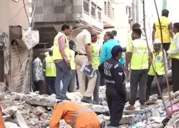 Four Dead, 14 Rescued in Delhi’s Mustafabad Building Collapse; Rescue Operations Ongoing