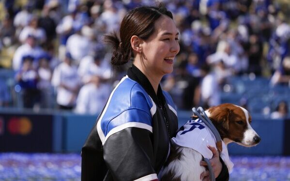 Dogesh Steals the Spotlight with Tail-Wagging Stadium Entrance