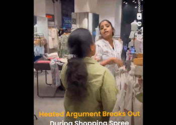 Chaos in Delhi Mall: Queue-Jumping Sparks Heated Argument Amid Shopping Frenzy 🛒🔥