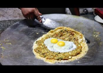 The Monster Omelette: A Street Food Beast Built for a Crowd