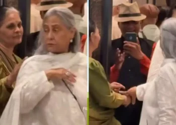Jaya Bachchan Loses Her Temper at Fans Asking for Photos During Manoj Kumar's Prayer Meet
