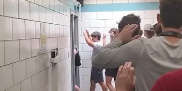 Florida State University Students Used Chewing Gum to Block Windows During School Shooting