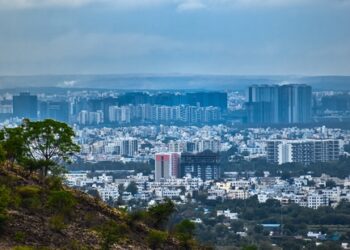 Maharashtra ATS conducts searches in Thane in terror case; 12 detained