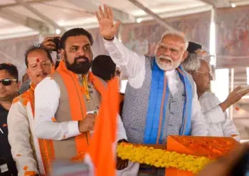 PM Modi Blames Congress, RJD for Bihar’s Problems During Siwan Rally 2025