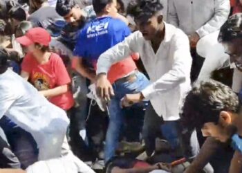 The incident prompted the Karnataka High Court to take suo motu cognizance, initiating a judicial inquiry into the matter.