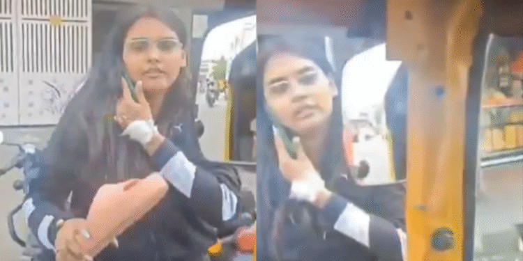 The woman claimed that the autorickshaw had hit her vehicle, but the driver repeatedly denied the allegation, saying, “You can check the CCTV footage. I didn’t even touch your vehicle.