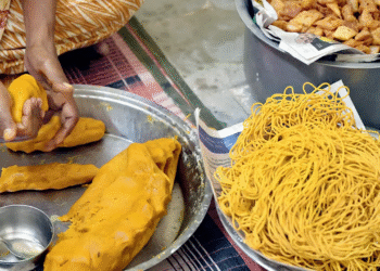 Diwali 2025: How these in Chembur Mumbai women are dishing out festive food to become financially independent