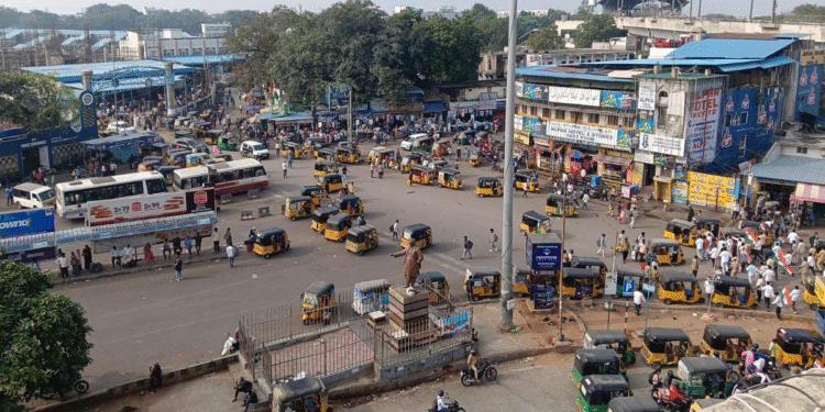 Telangana Bandh: Limited impact in Hyderabad, RTC buses stay off the road
