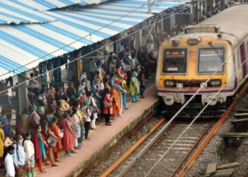 Mumbai suburban railway to begin trials for 18-car local trains in January